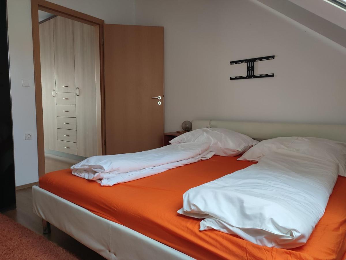 Larix Apartman Sárvár المظهر الخارجي الصورة